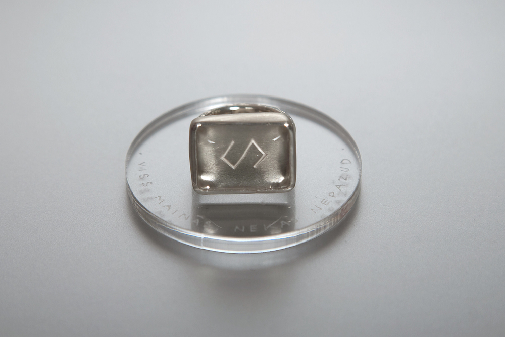 verba-ring-baltu-zimes-zalktis